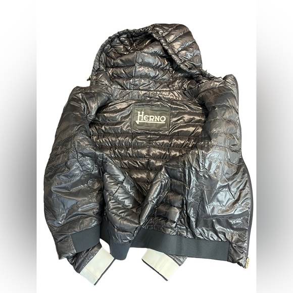 HERNO Gey Down Jacket - Picture 4 of 7